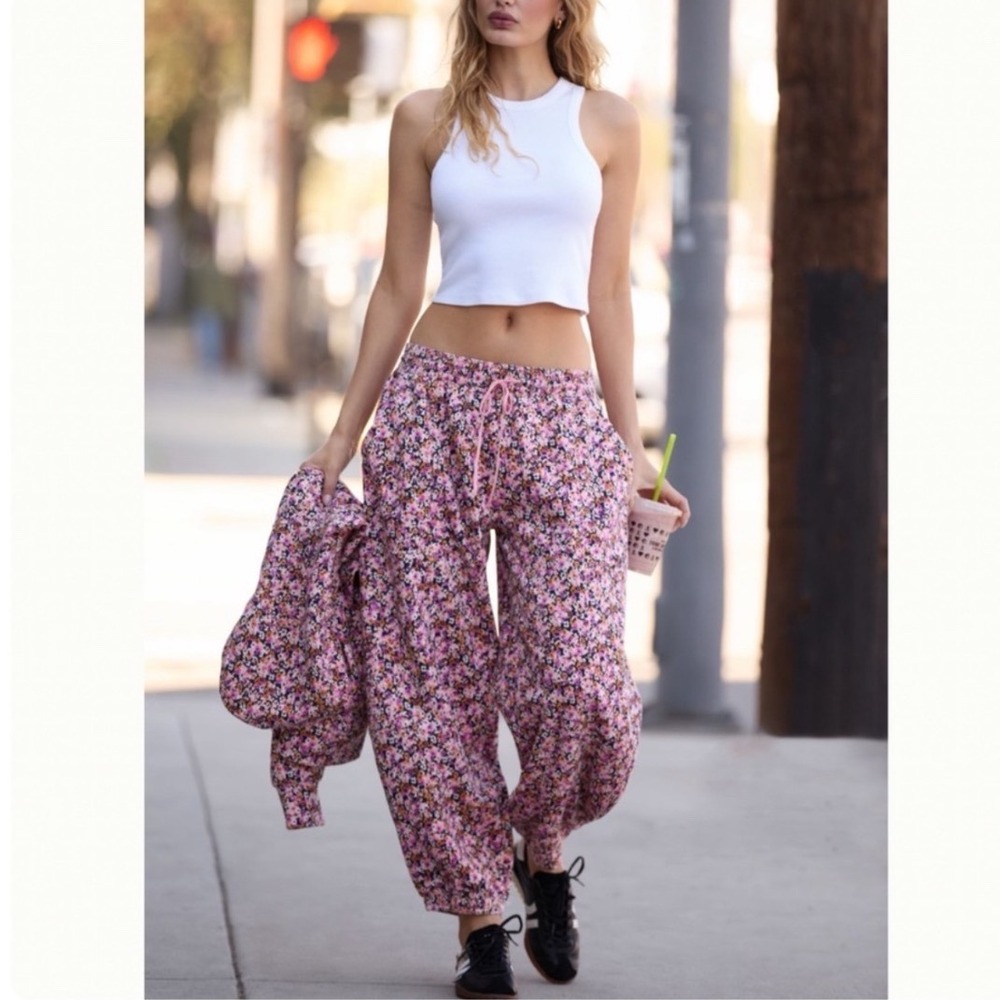 Daily Practice by Anthropologie Pink Floral Joggers Sweatpants XSP Petite